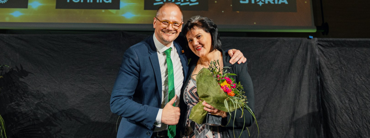 Elvi Mankinen palkittiin vuoden 2021 Laatutakuun Franny Awards -palkinnolla